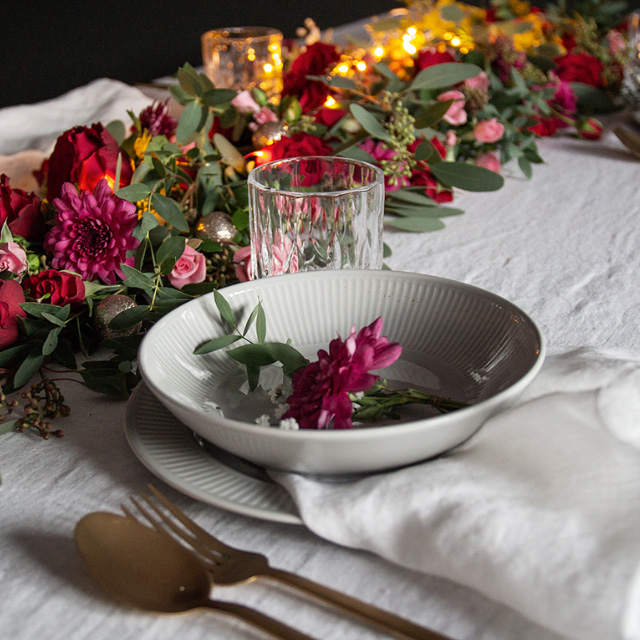 floriss-roser-eucalyptus-eukalyptus-borddekning-3.jpg