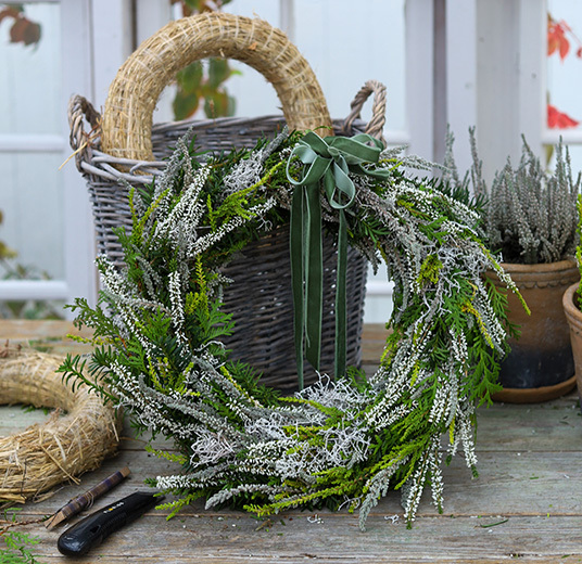 diy-slik-lager-du-din-egen-hoestkrans-2-floriss-2022.jpg