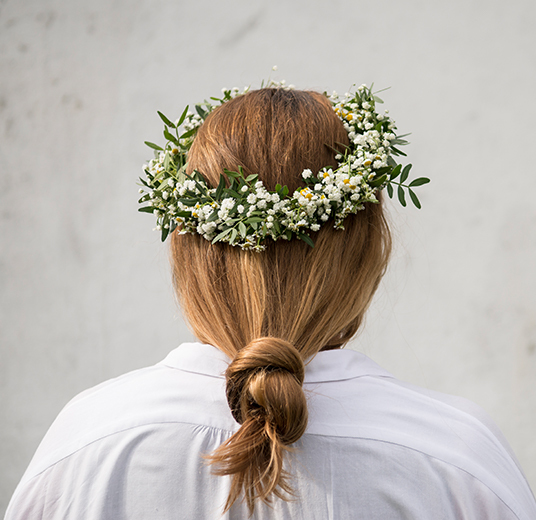 blomsterkrans-6-blomster-til-konfirmasjon-floriss.jpg