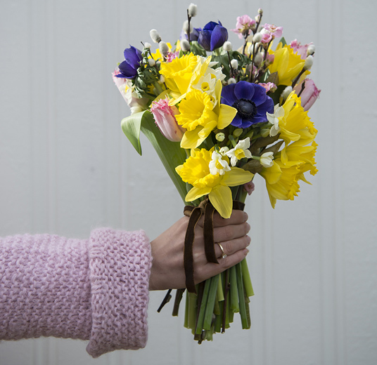 blomster-paa-paaskebordet-2.jpg